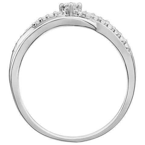14k White Gold 1/5 CTW Diamond Ring, Size 7