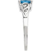 14k White Gold December Imitation Birthstone Ring , Size 5