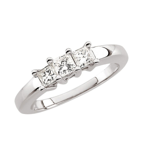 5/8 CTTW Diamond Anniversary Band in 14k White Gold ( Size 6 )