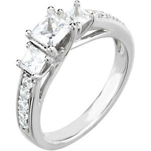 14k White Gold 7/8 CTW Diamond Engagement Ring , Size 7