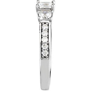 14k White Gold 7/8 CTW Diamond Engagement Ring , Size 7