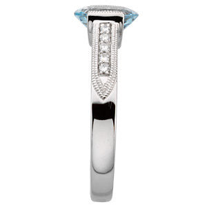 14k White Gold Aquamarine & 1/10 CTW Diamond Ring , Size 7