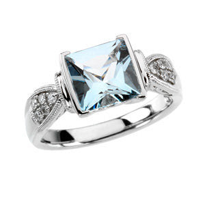 14k White Gold Aquamarine & 1/8 CTW Diamond Ring, Size 7