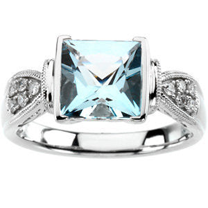 14k White Gold Aquamarine & 1/8 CTW Diamond Ring, Size 7