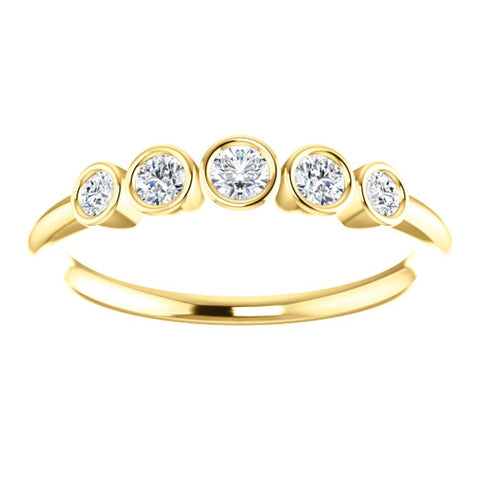 14k Yellow Gold 1/4 CTW Diamond Graduated Bezel Set Ring, Size 7