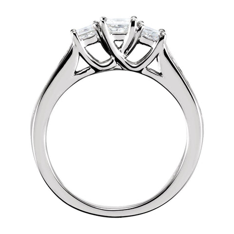 14k White Gold 7/8 CTW Diamond Engagement Ring, Size 7