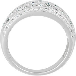 14k White Gold 1 CTW Diamond Ring, Size 7